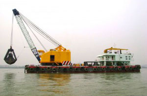 Grab dredger barge